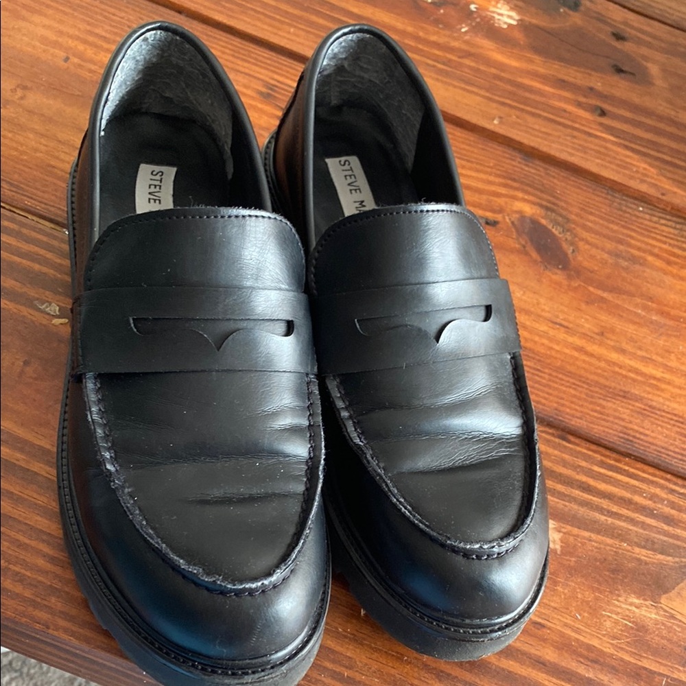 Steve Madden Black Loafers for Women - Picture 2 of 3